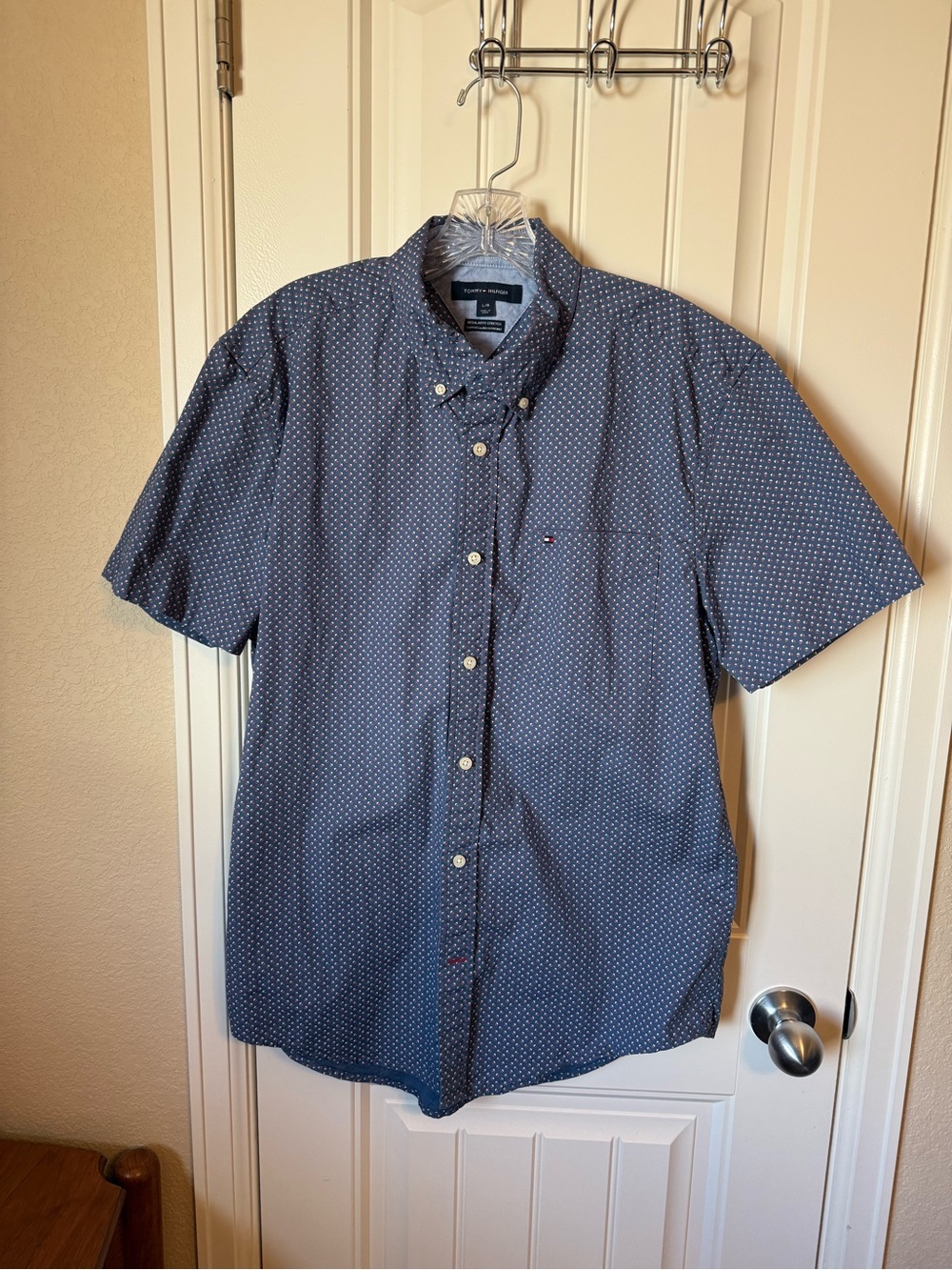 Tommy Hilfiger Regular Fit Navy Short-Sleeve Button-Down Shirt